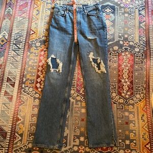 NWOT Free People Sz 28/29 destroyed jeans